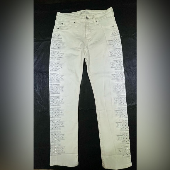 7 FOR ALL MANKIND Unique White Embellished Jeans, Size 3 or 25(EU) - Picture 5 of 8
